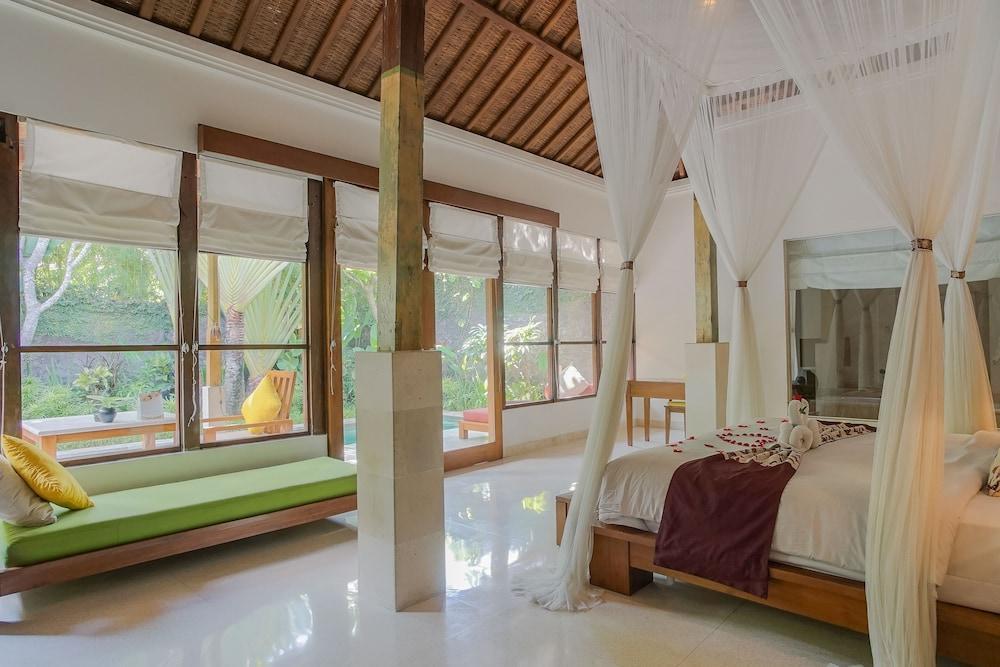 Alam Bidadari Seminyak Villa Exteriör bild