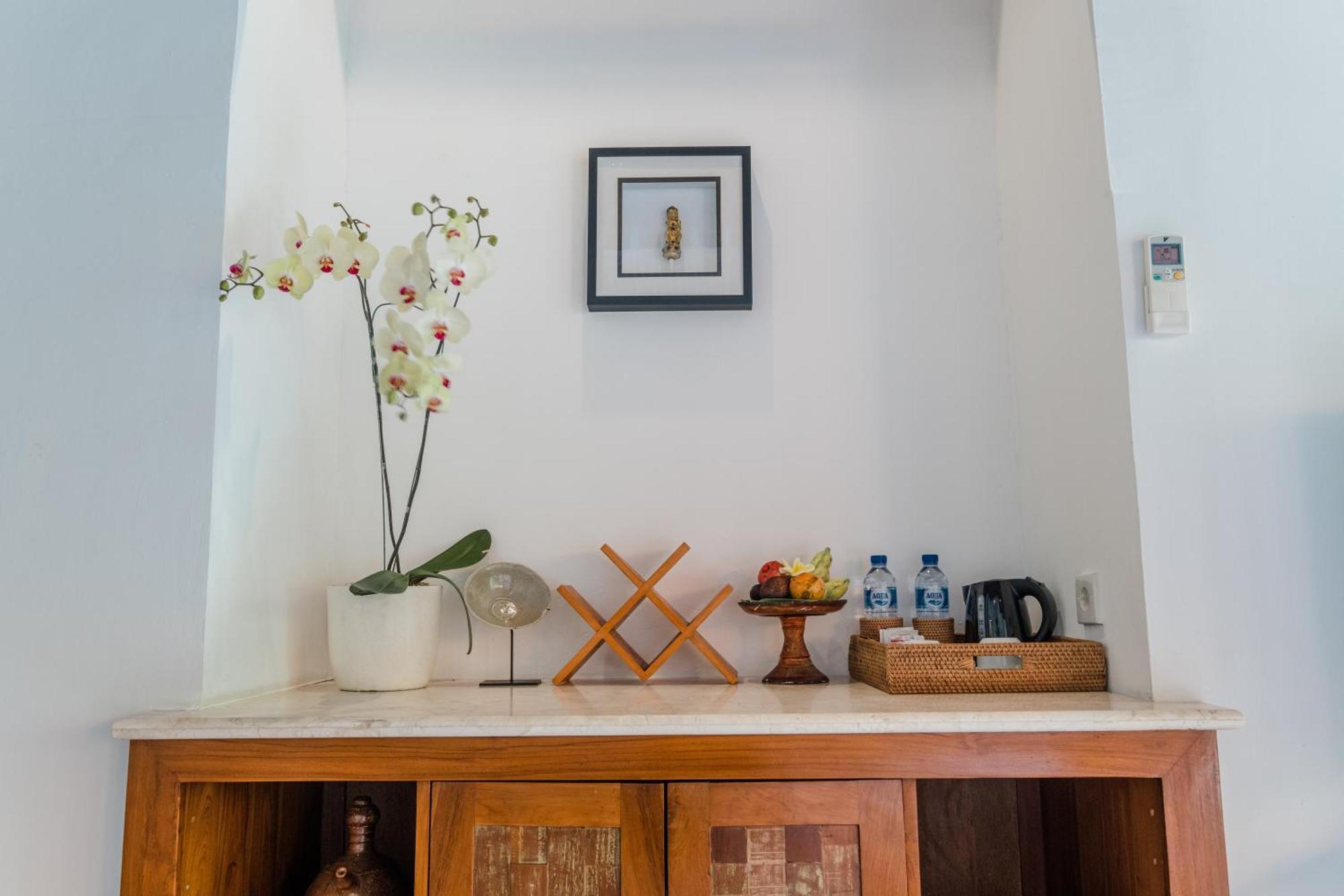 Alam Bidadari Seminyak Villa Exteriör bild