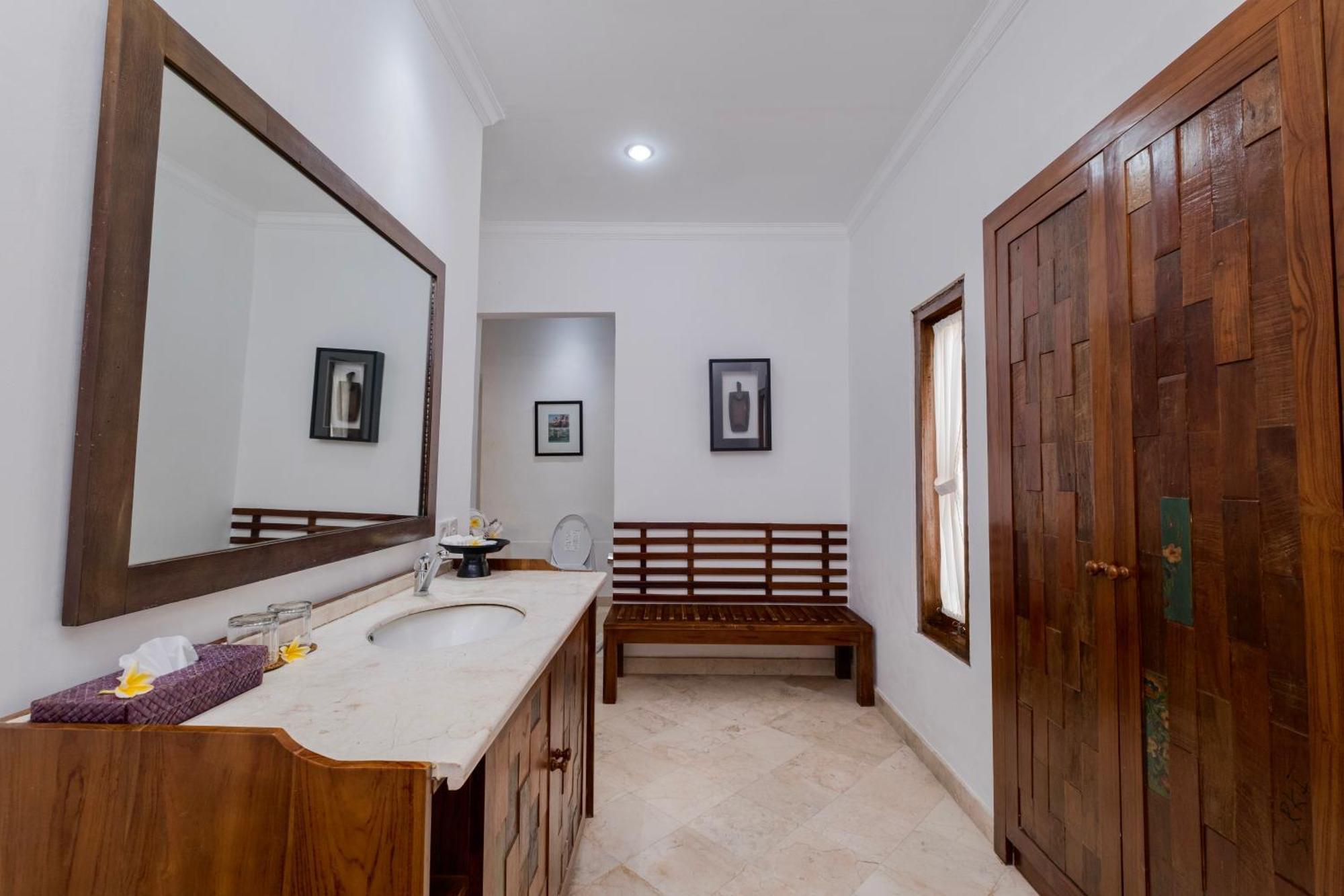 Alam Bidadari Seminyak Villa Exteriör bild